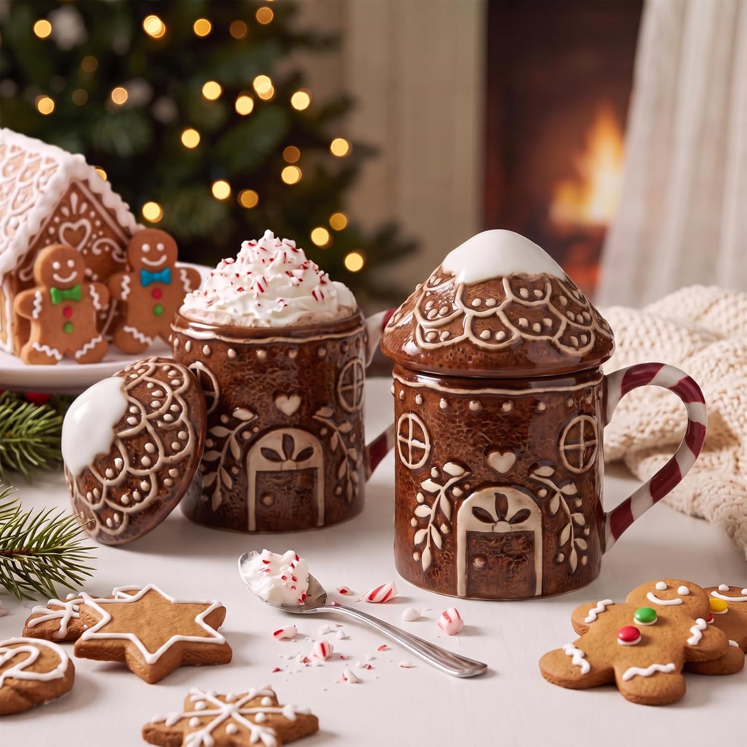 2 Pieces Christmas Gingerbread House Mugs With Lids