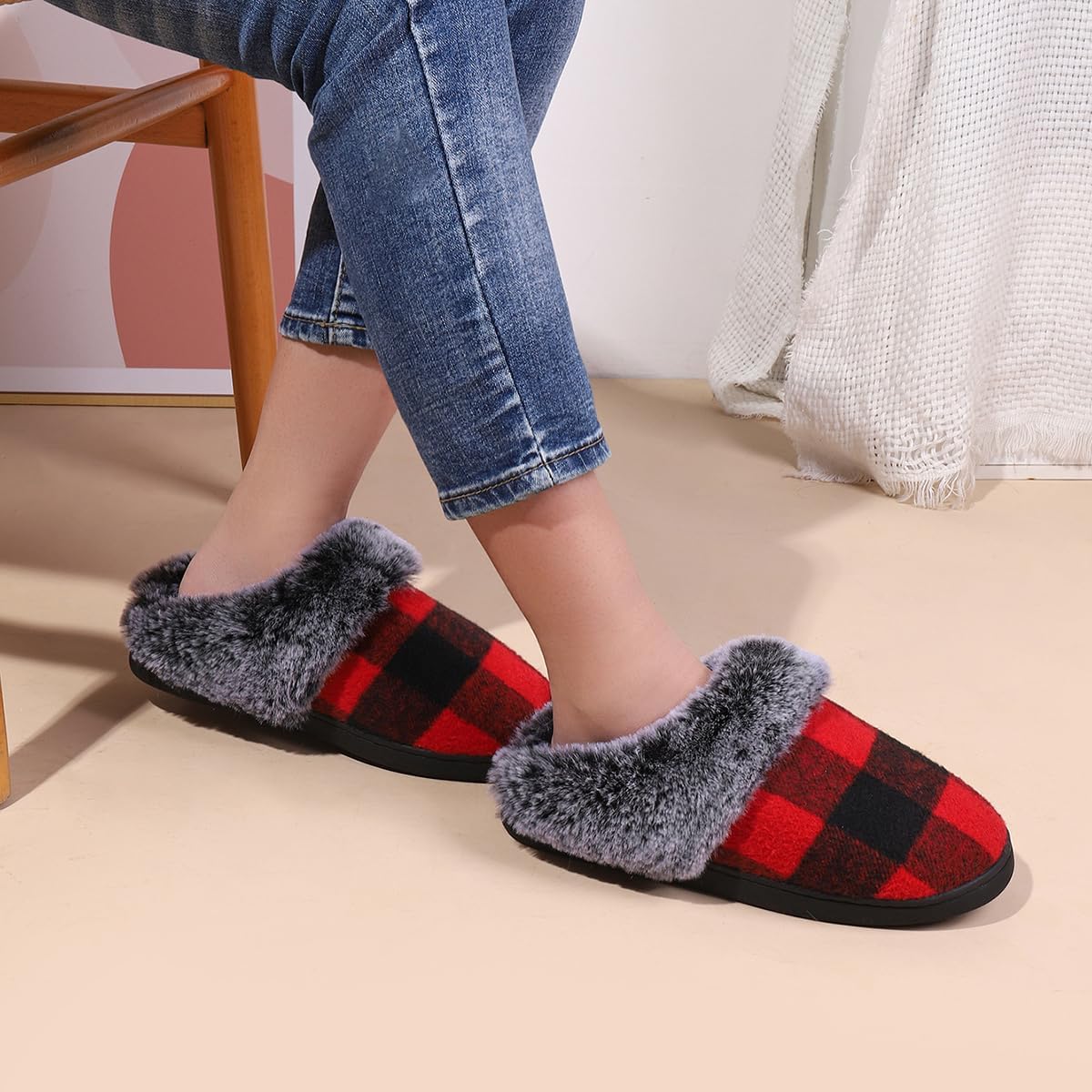 Christmas Checkered Themed Non Slip Fuzzy Faux Fur Indoor Slippers For Men And Women