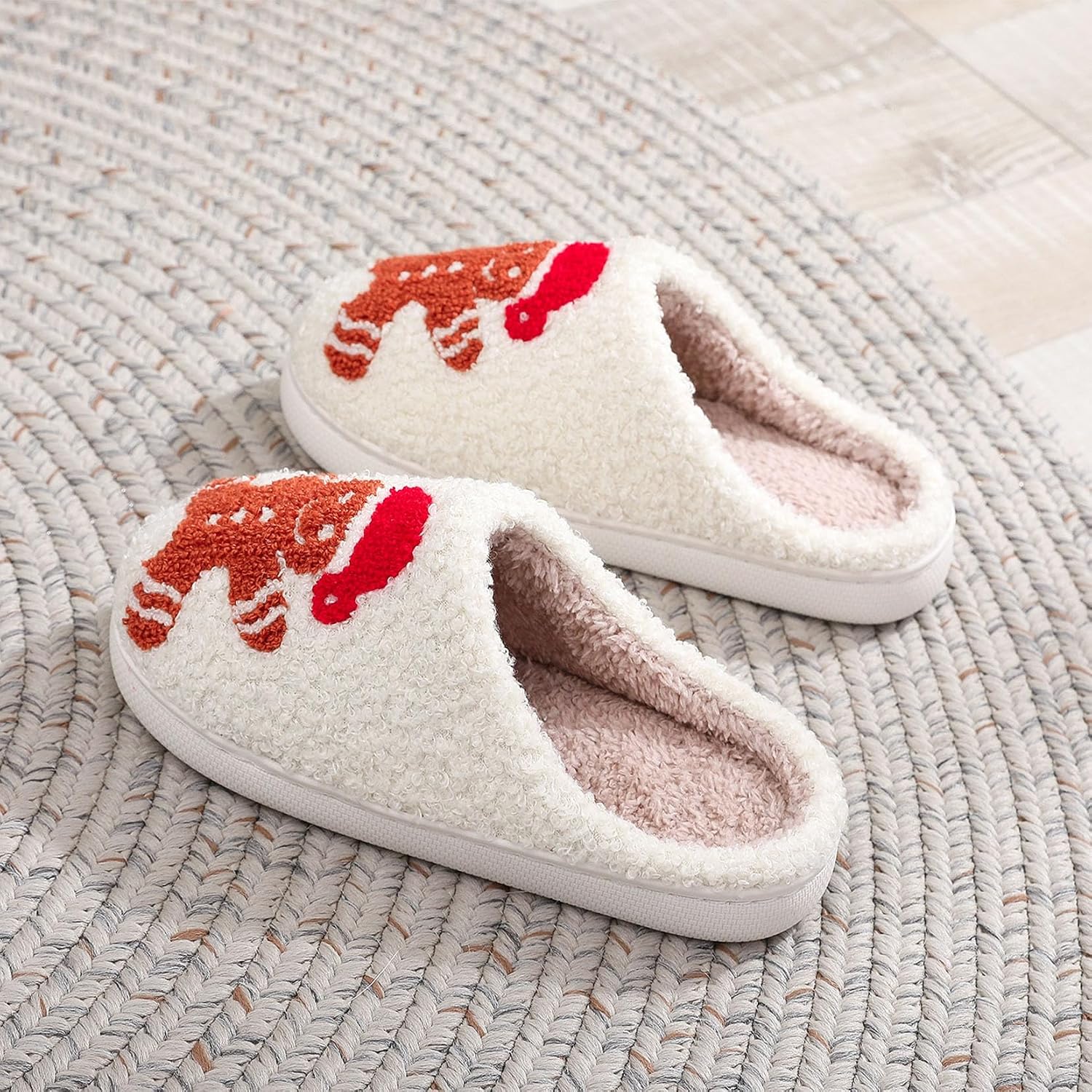 Casual Everyday Wear Plush Indoor Slippers For Men And Women