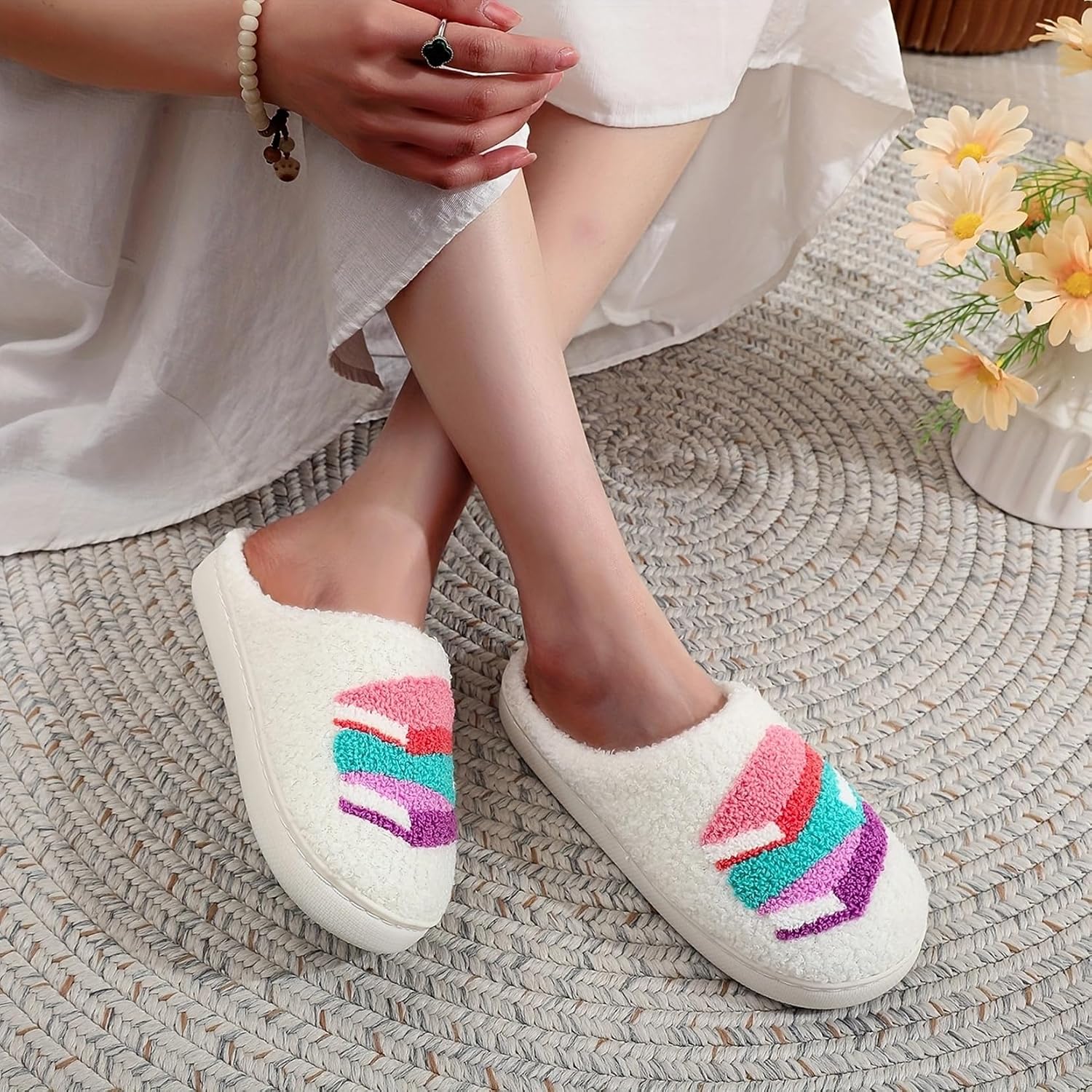 Casual Everyday Wear Plush Indoor Slippers For Men And Women