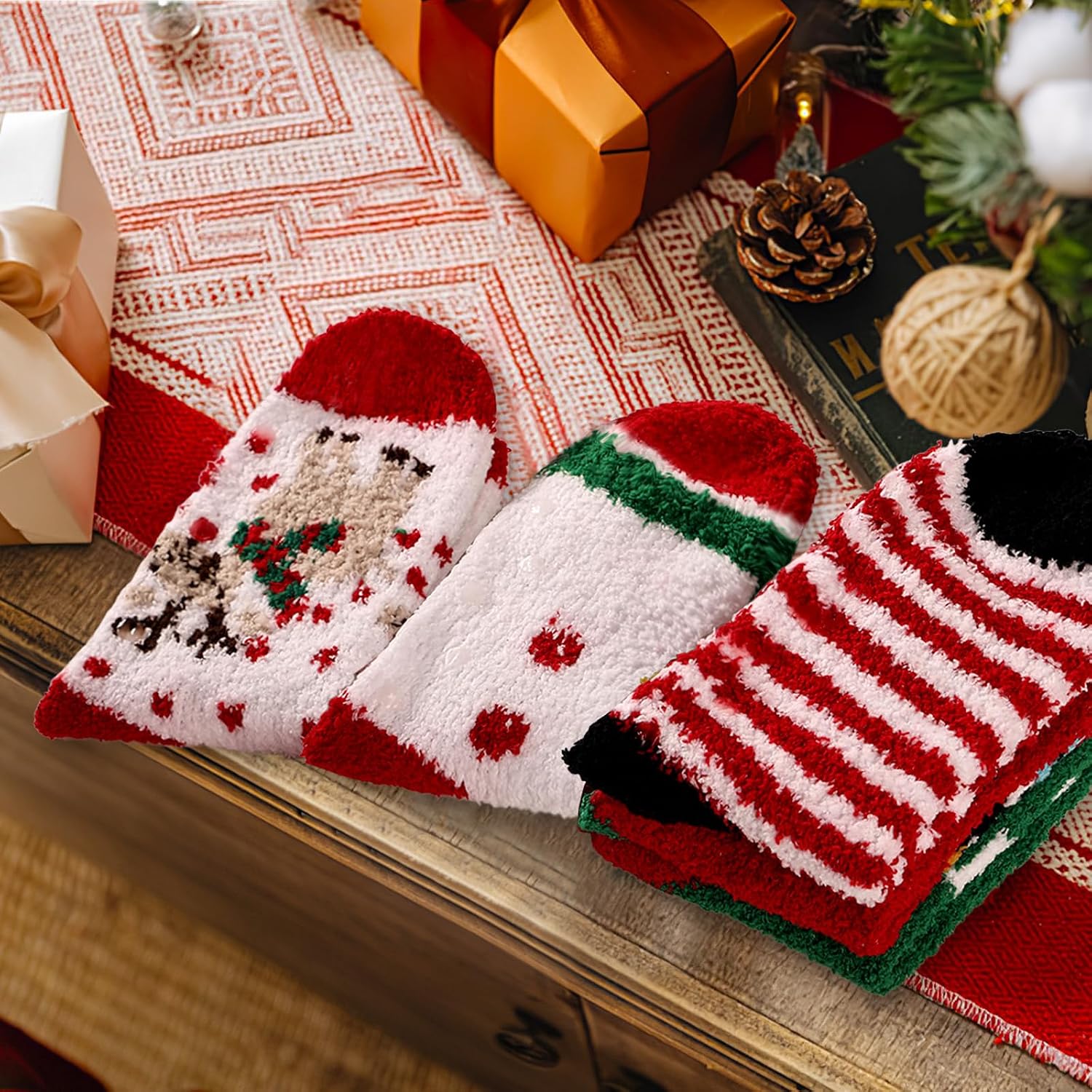 6 Pairs Soft Christmas Slipper Socks For Women