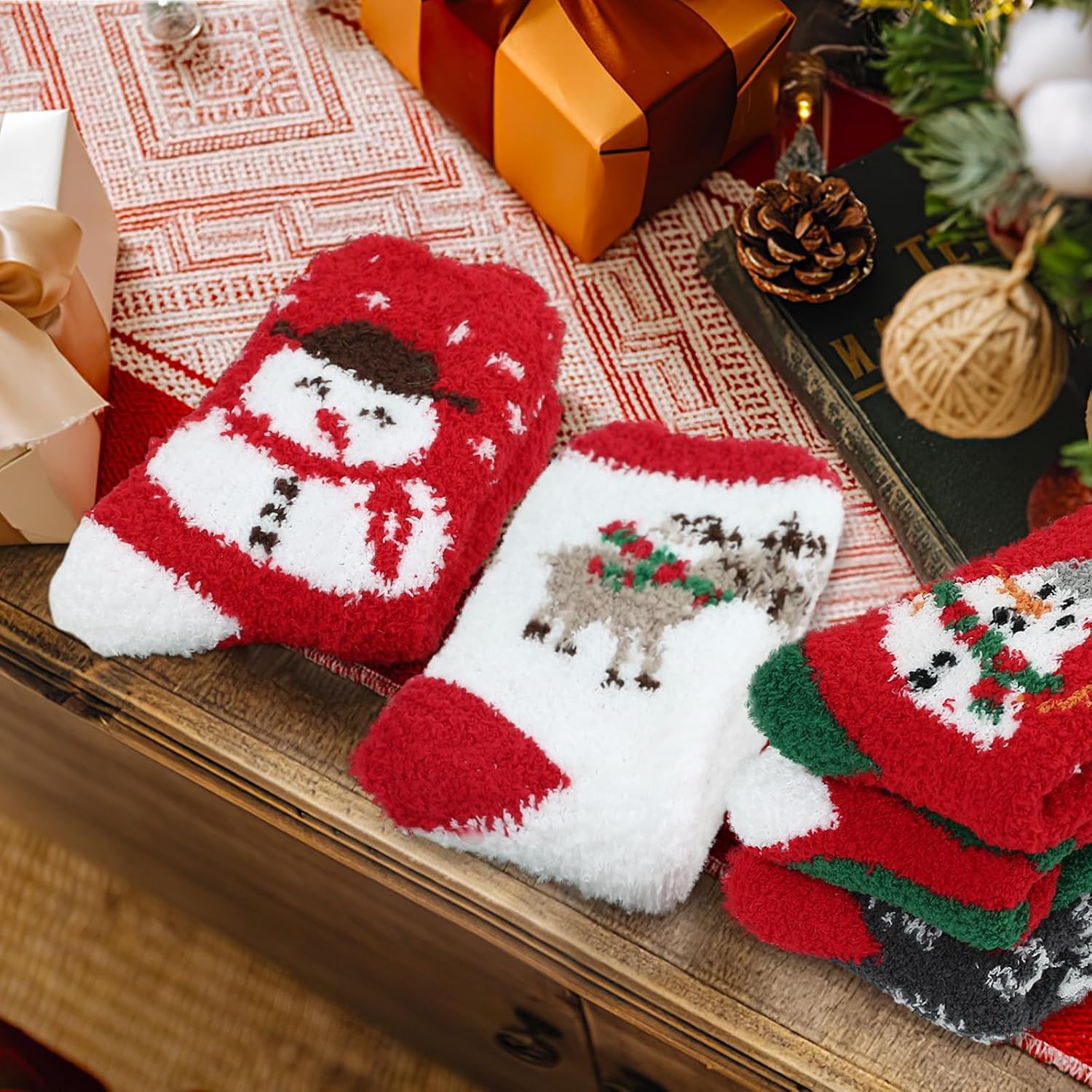 6 Pairs Soft Christmas Slipper Socks For Women