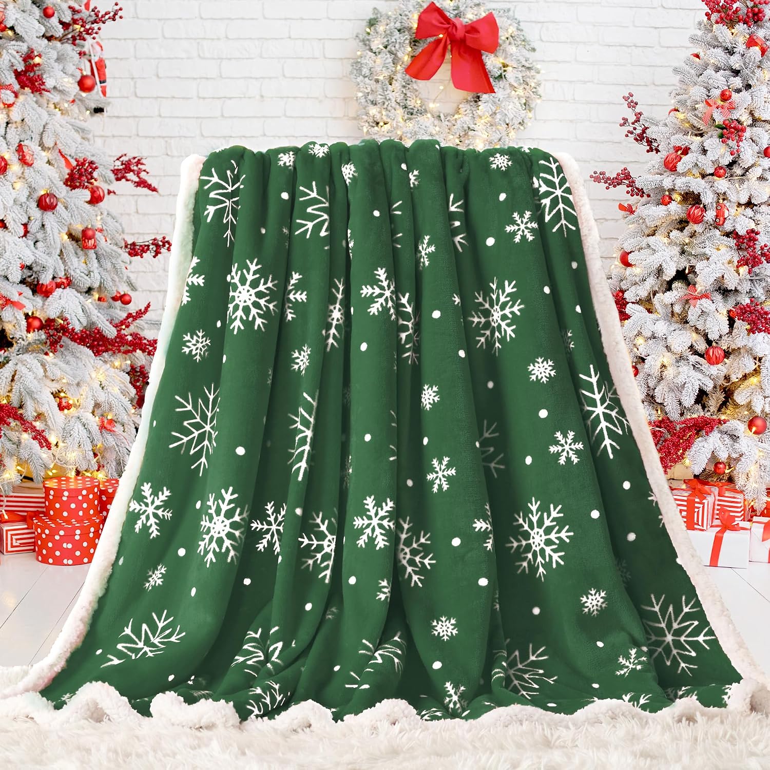 Cozy Christmas Blanket For Couch And Bed