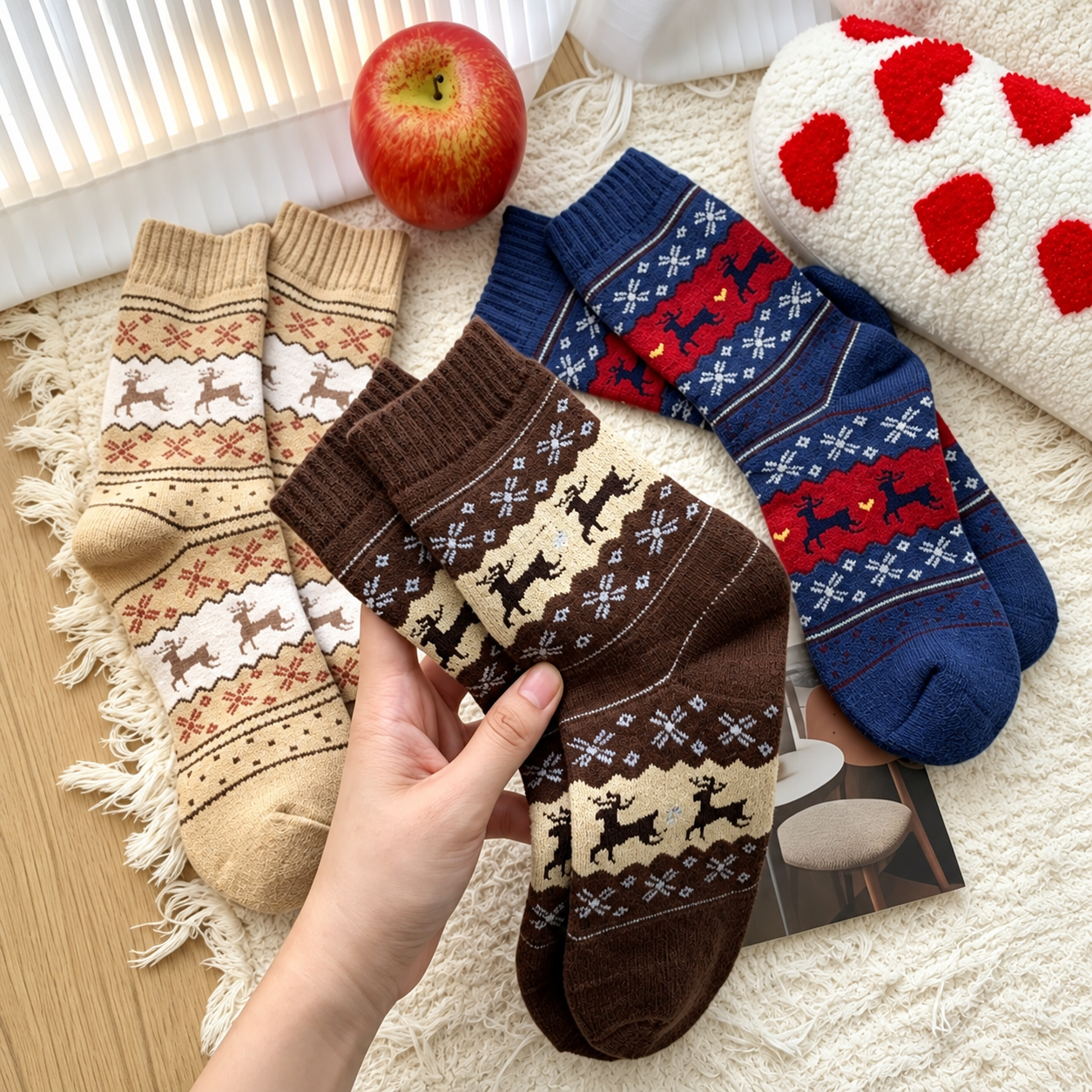 Mid Calf Reindeer Print Ski Socks For Women