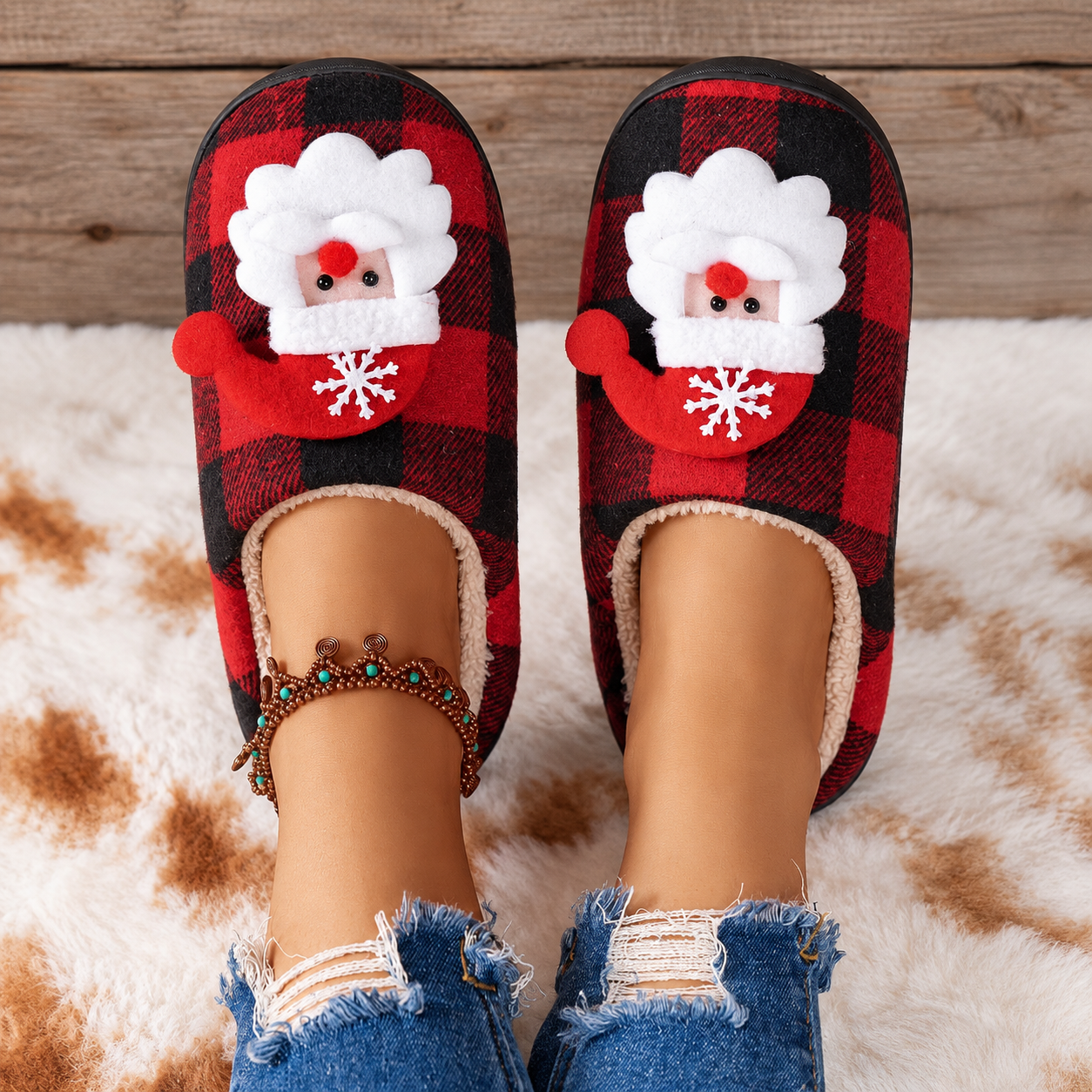 Christmas Santa Graphic Warm Anti Skid Indoor Slippers