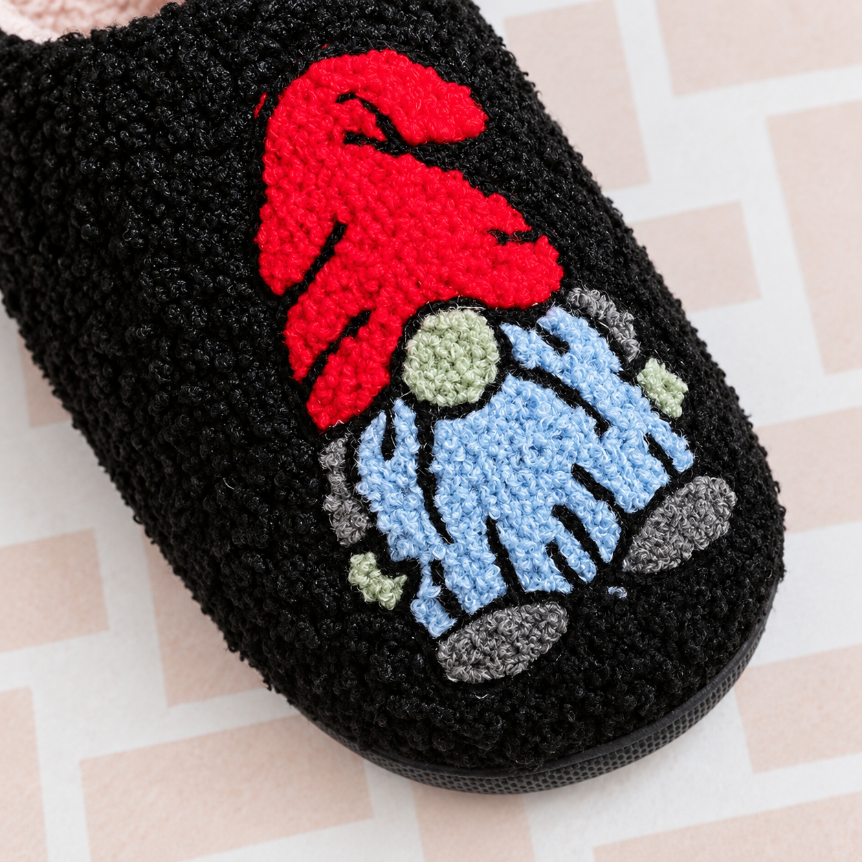 Christmas Themed Fluffy Plush Cozy Indoor Slippers For Men And Women