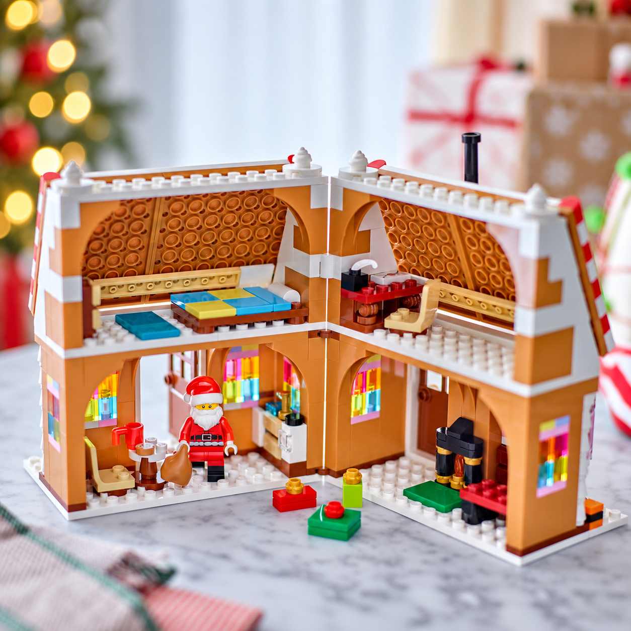 Festive Gingerbread House Christmas Building Toy 498 Piece Set For Kids