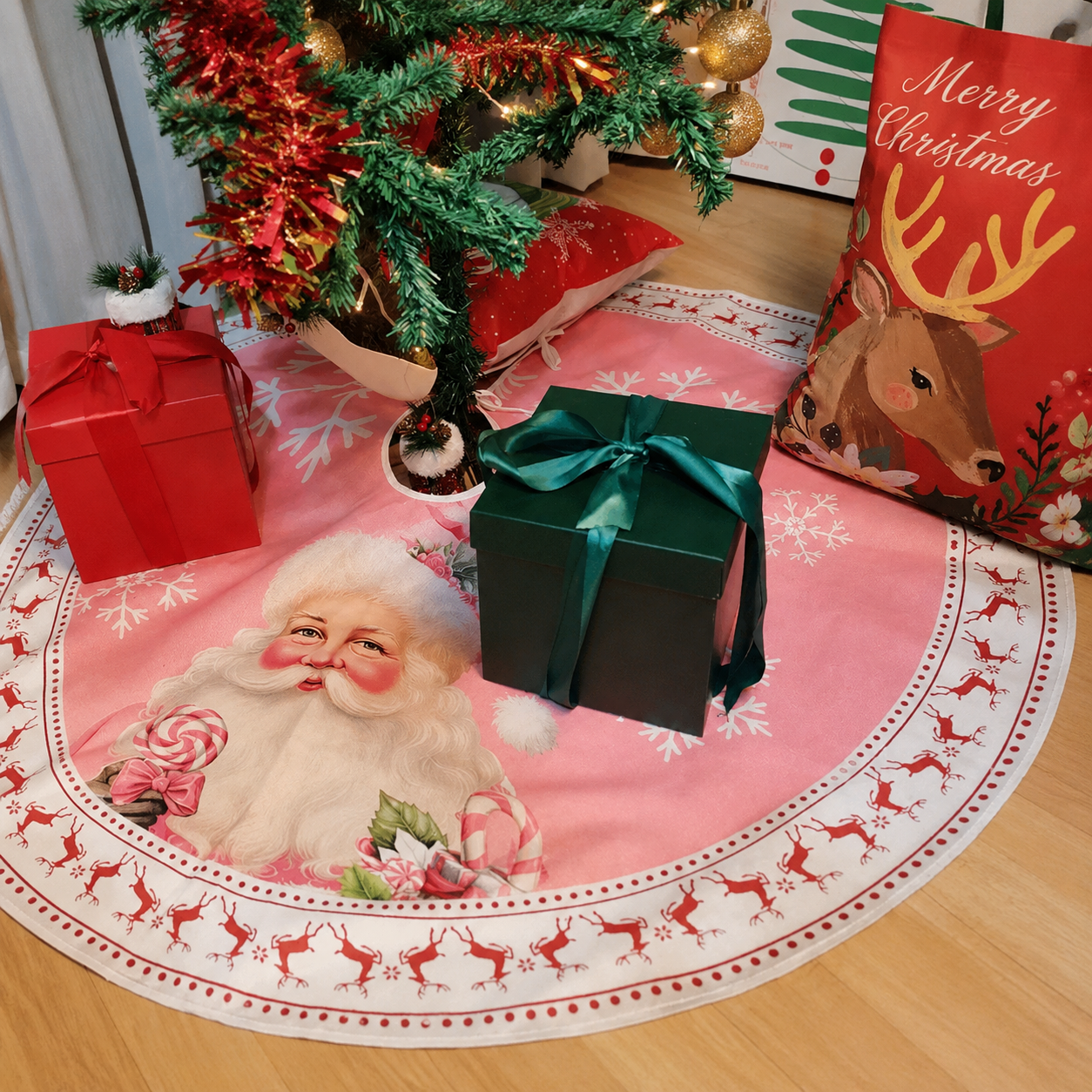 Round Christmas Printed Tree Skirt with Snowflake and Reindeer Border Design