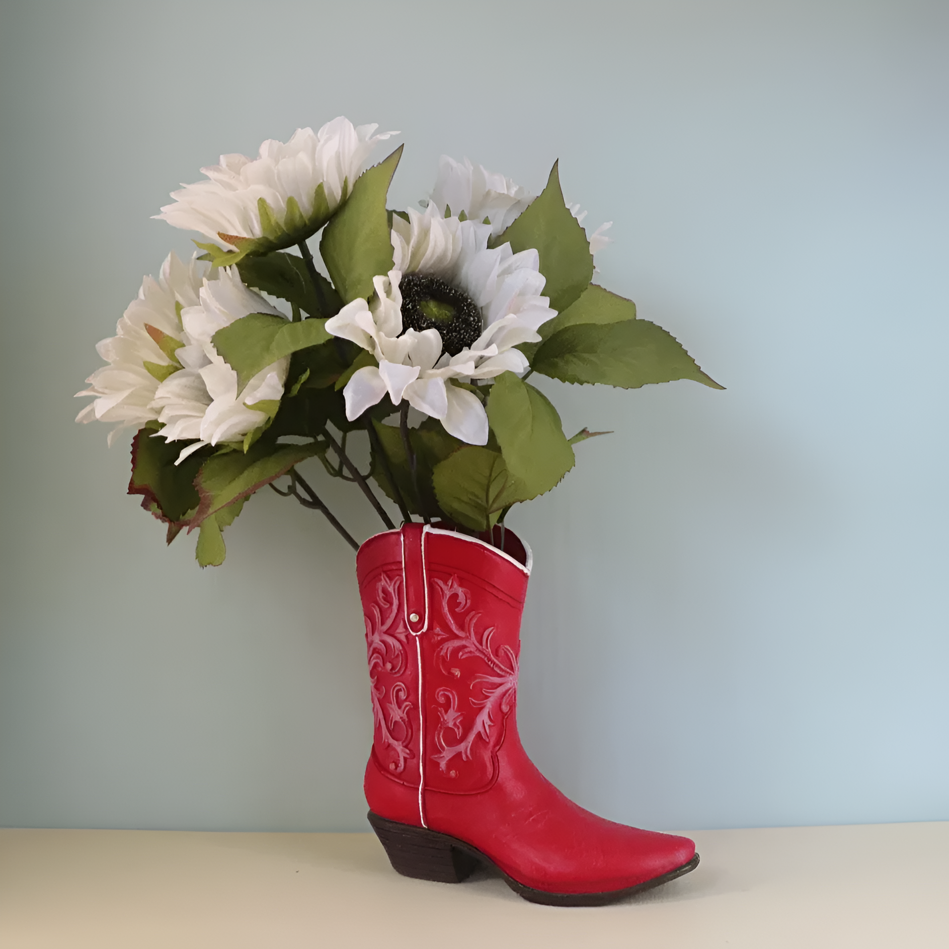 Manual Resin Architectural Shrub Western Footwear Vase