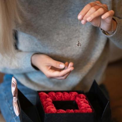 16 Roses Jewelry Box – Romantic Pendant Necklace Gift - Flower Teddy Bear