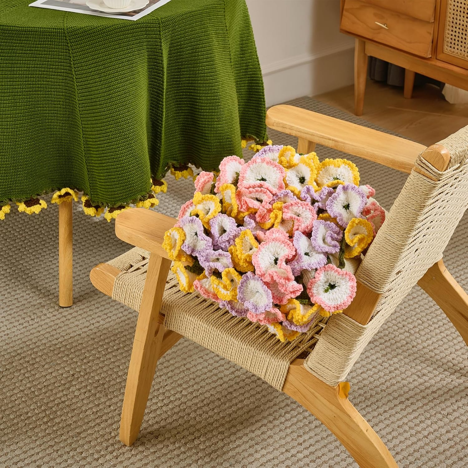 Crochet Flower Bouquet Knitted Throw Blanket With Rose Design