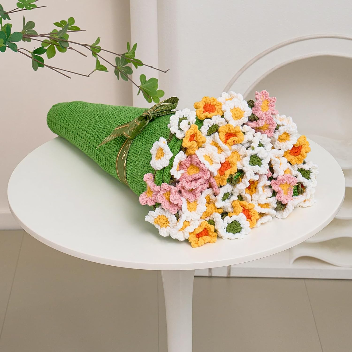 Field of Daisies · 40 Inches