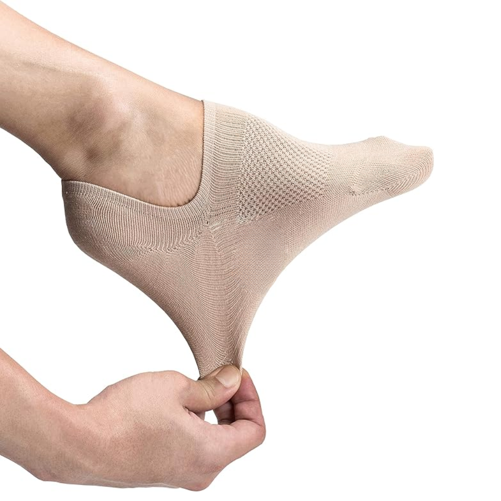 Pack Of 6 Seamless Wide Toe Box No Show Cotton Footie Liner Socks