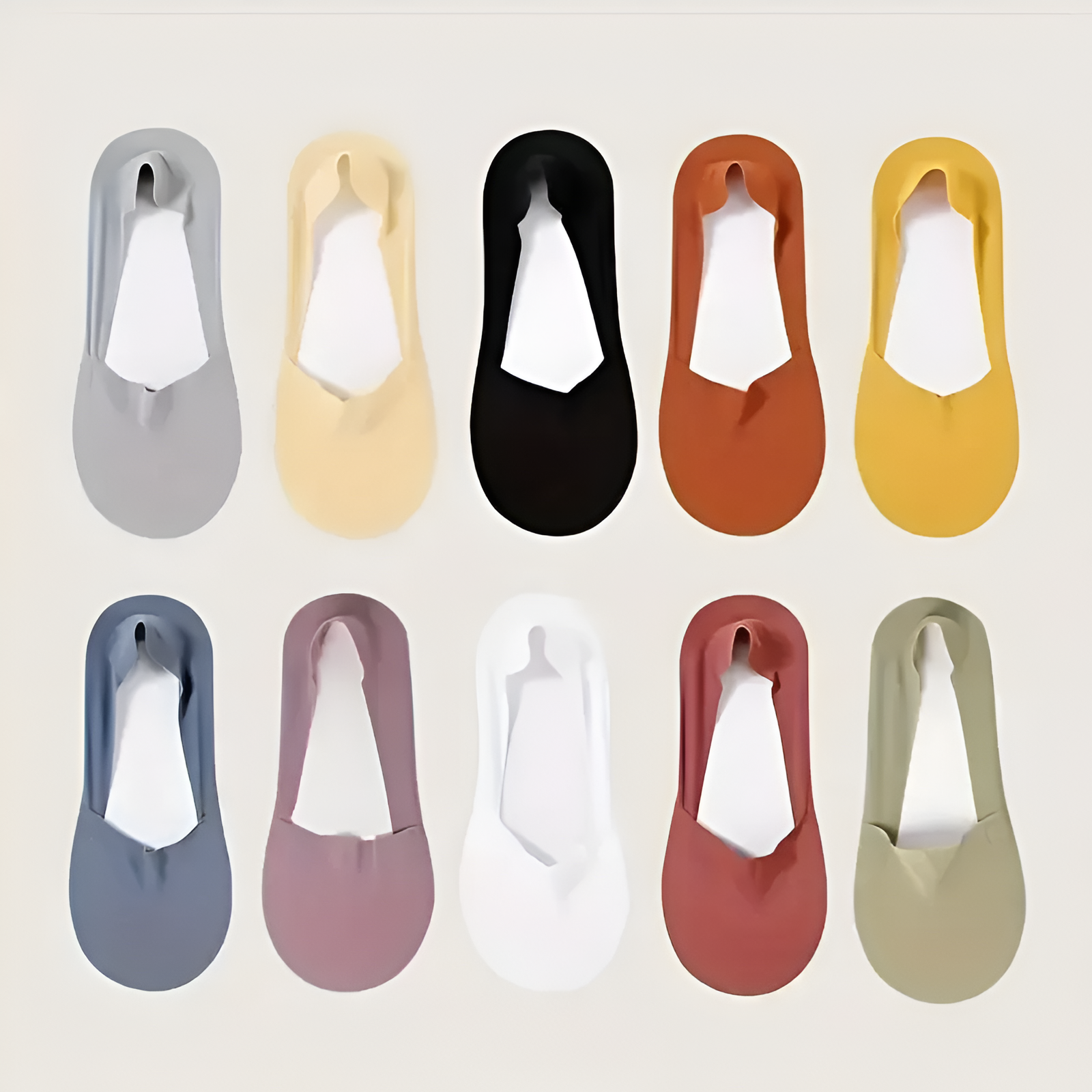 10 Pair Of Invisible Low Cut Socks With Soft Knit and Non Slip Grip For Women