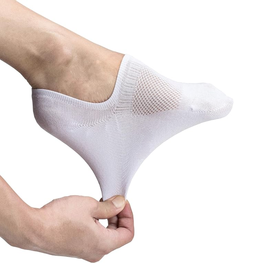 Pack Of 6 Seamless Wide Toe Box No Show Cotton Footie Liner Socks