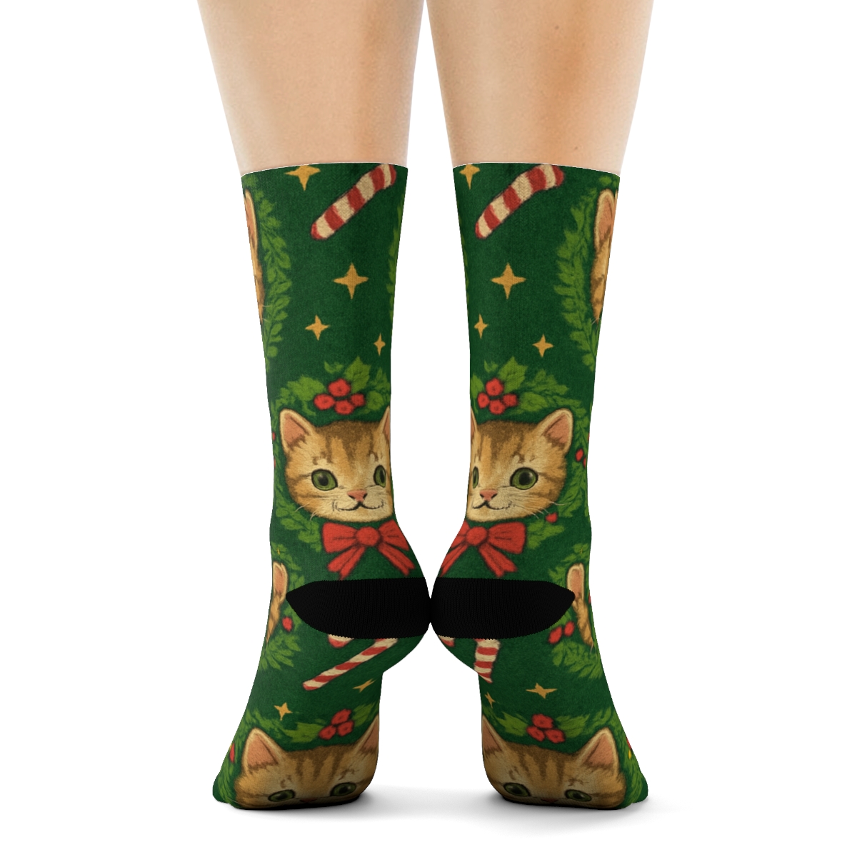 Jolly Cat Wreath Grid On Green Background soft everyday crew socks