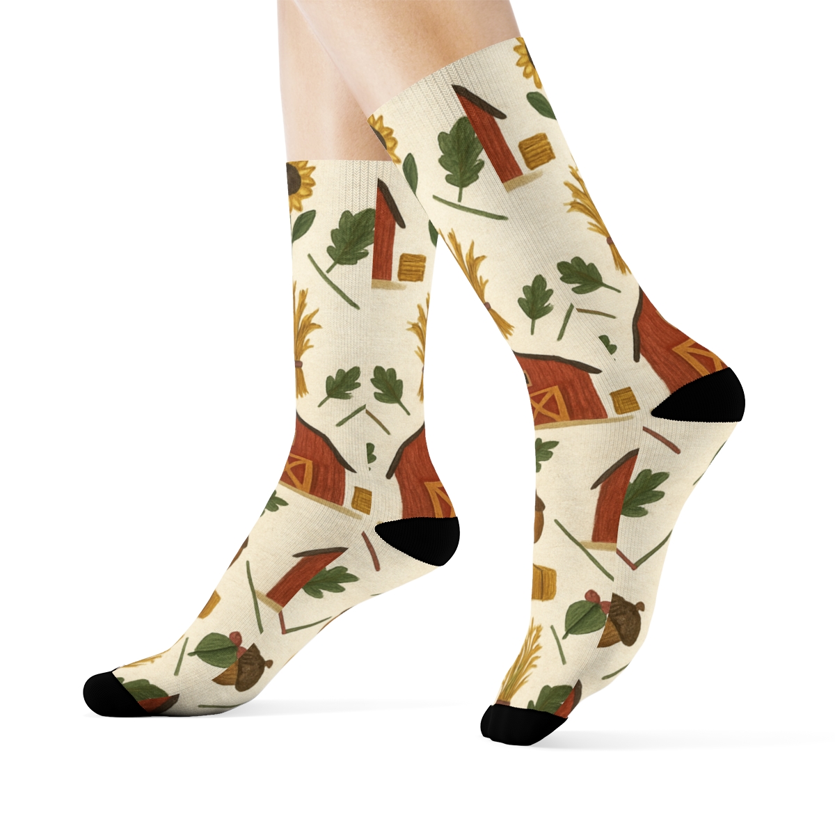 Harvest Barn Quilt Lattice On Creamy Beige Background comfortable cotton crew socks