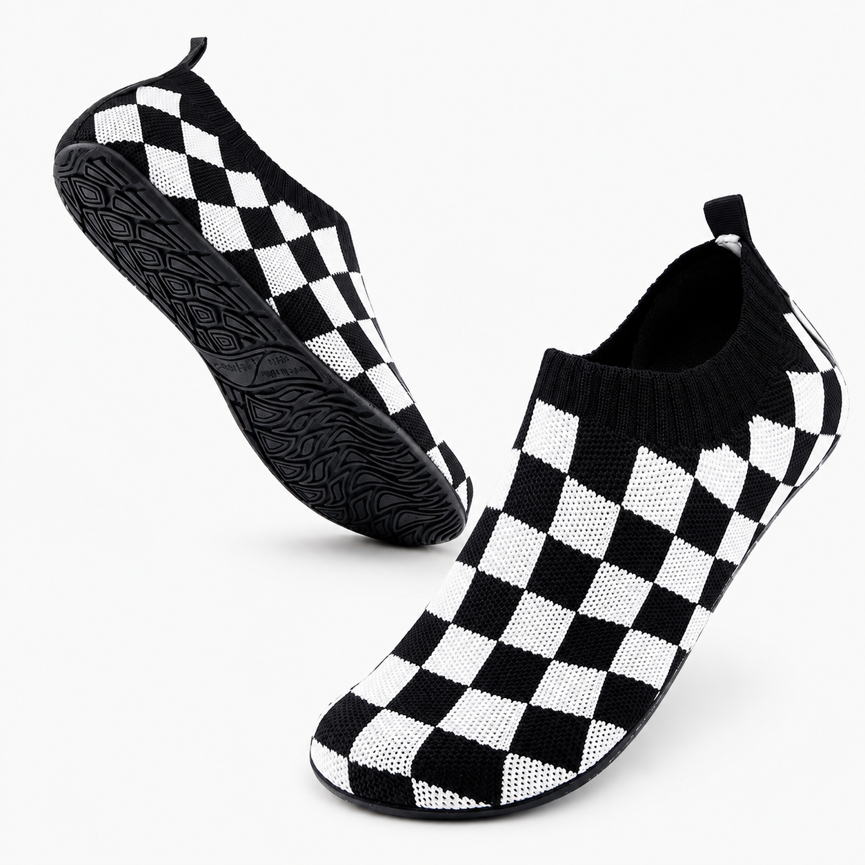 Non Slip Aqua Socks For Beach And Outdoor Use For Men