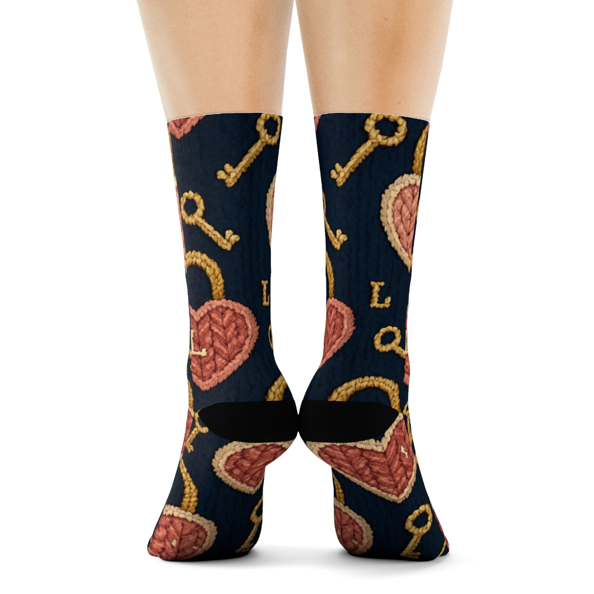 Ribbon Weave Love Locks In Valentines Heartshaped Lock And Key trendy patterned crew socks