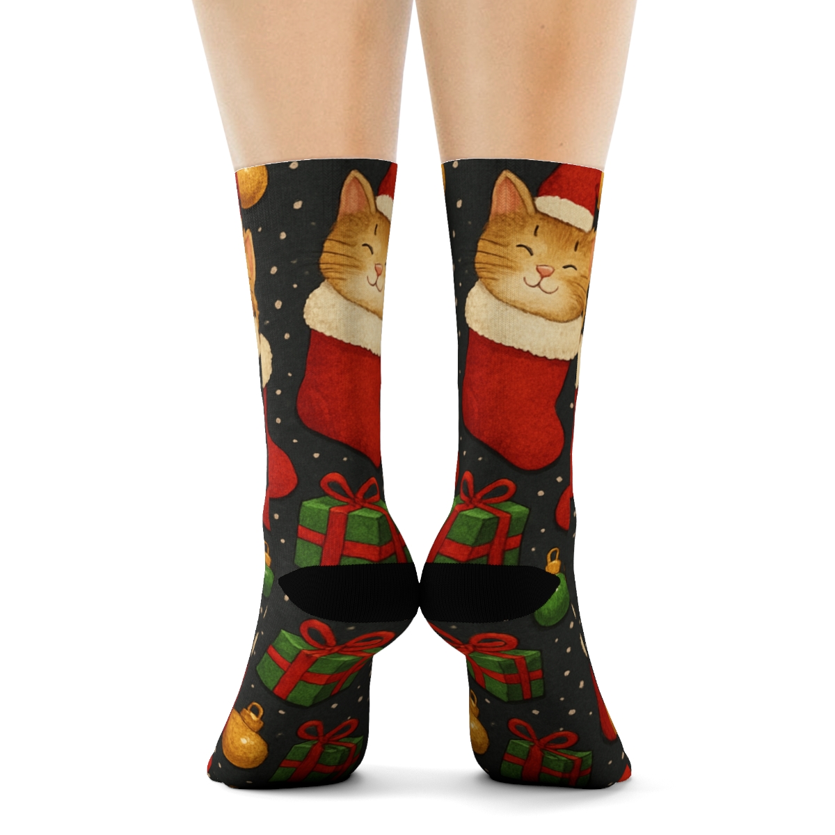 Holiday Pets In Stockings Scatter Grid premium sports crew socks