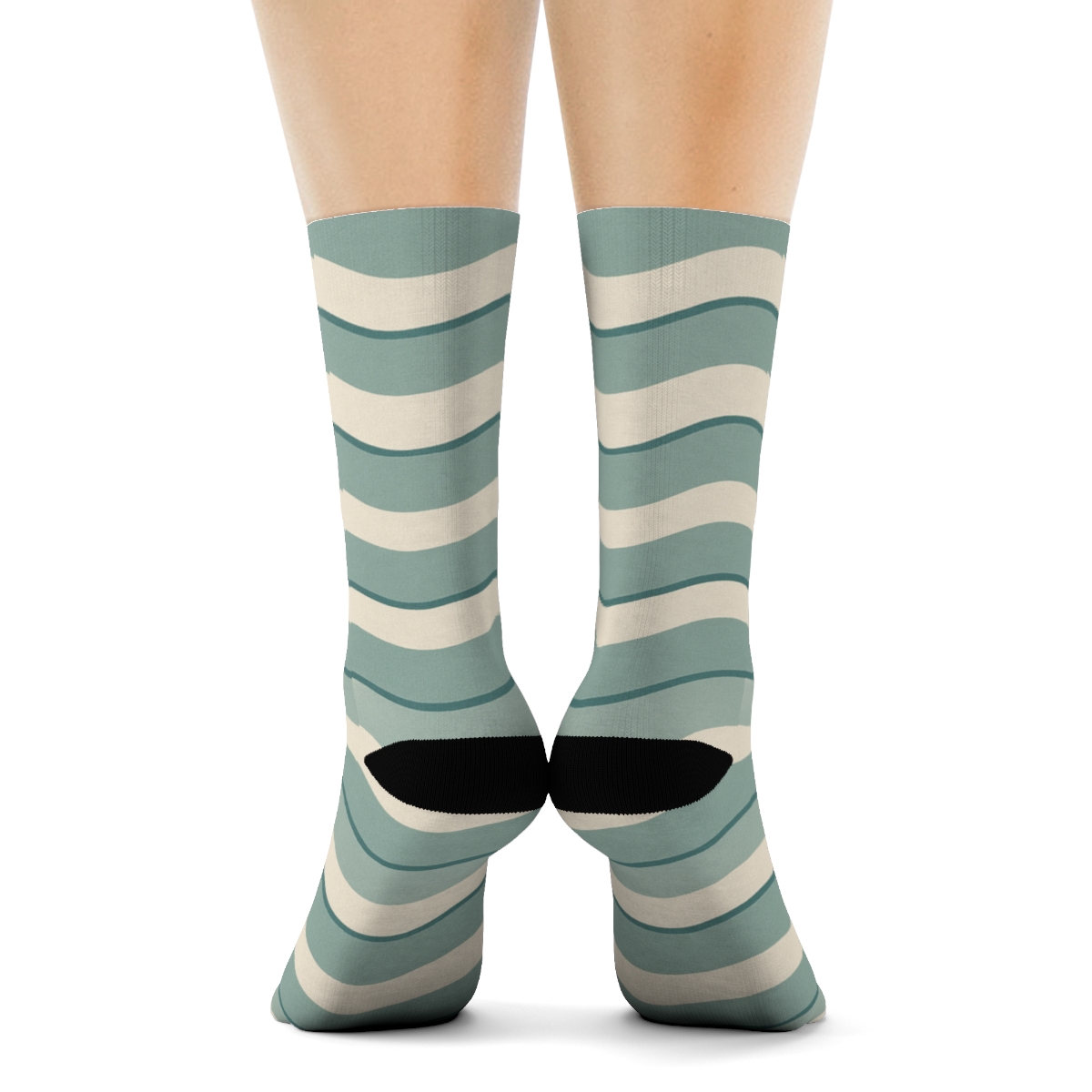 Quiet Wave Repeat soft everyday crew socks