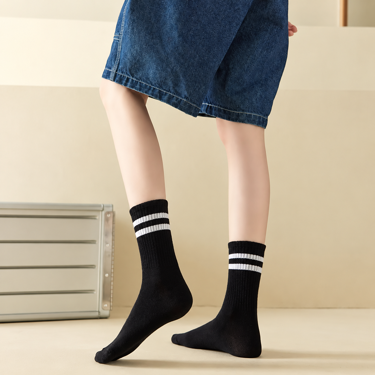 Unisex Striped High Stretch Casual Socks with Soft Everyday Comfort