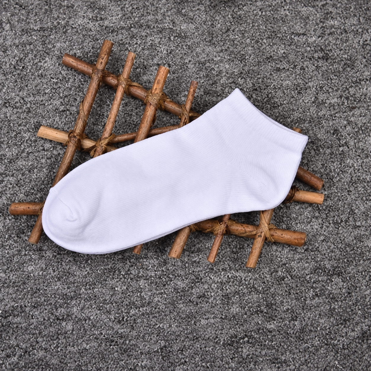 Unisex Retro Japanese inspired Lightweight Casual Sports Socks
