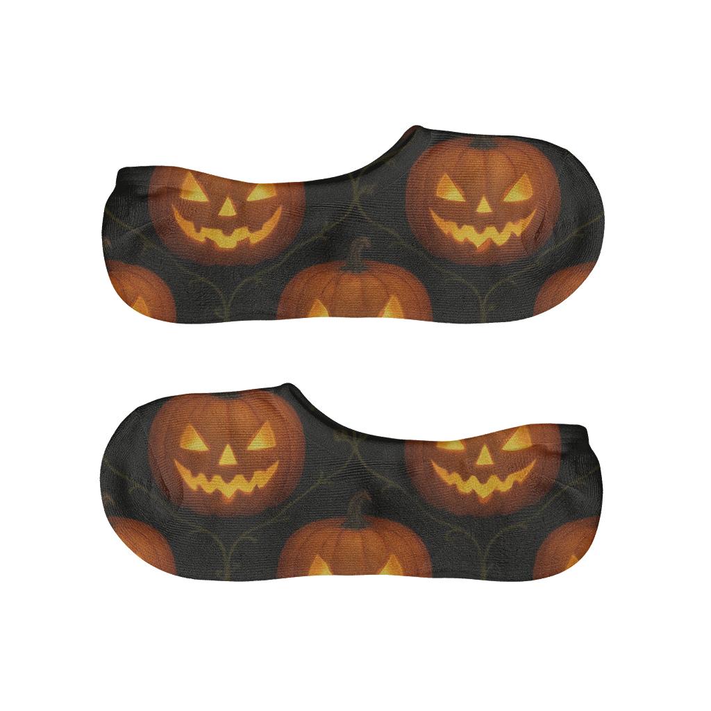 Glowing Pumpkin Tessellation On Black Background soft cotton no-show socks