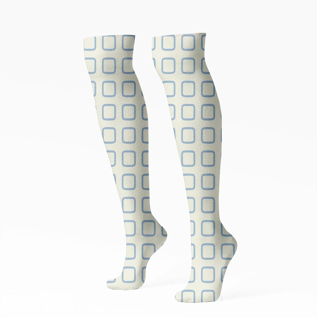 Micro Pin Grid comfortable cotton knee-high socks