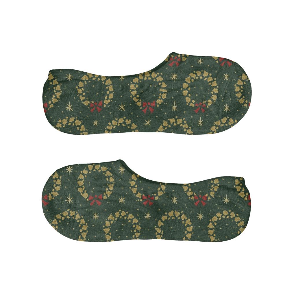 Evergreen Kitty Wreath Grid trendy no-show sock styles
