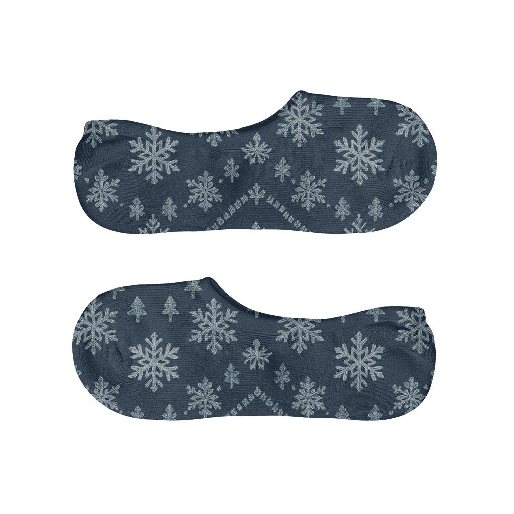 Icy Snowflake Chevron On Navy Blue Background breathable no-show socks