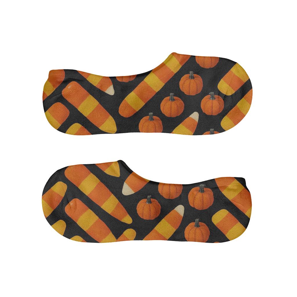 Candy Corn Chevron Stripe On Black Background low cut no-show socks