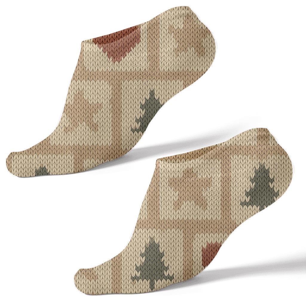 Cozy Knit Repeating Plaque soft everyday ankle socks