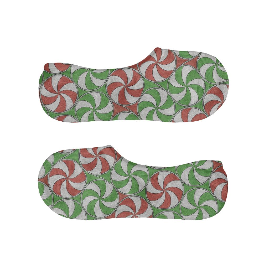 Peppermint Spiral Tessellation On White trendy no-show sock styles
