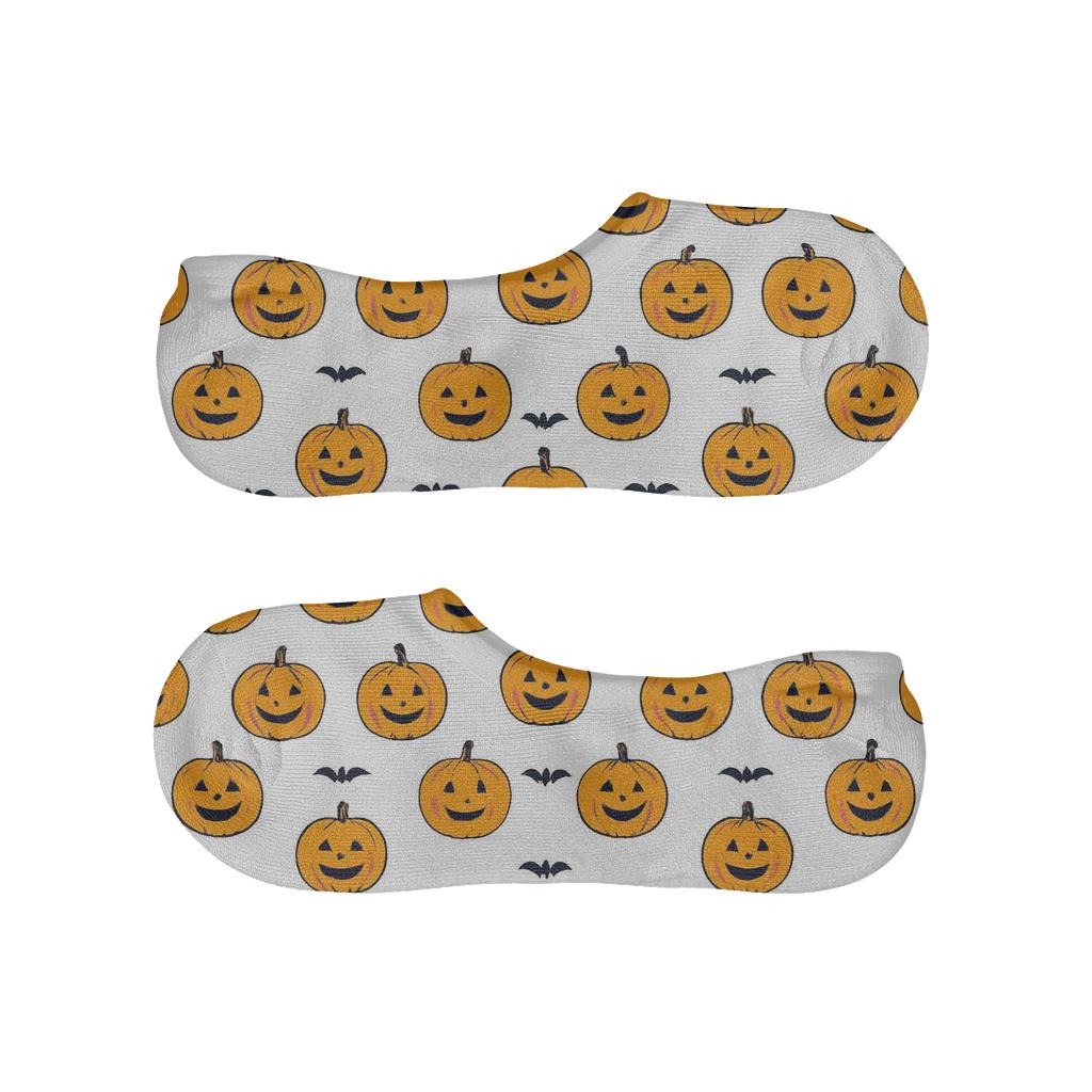Jack O Lantern Smile Wave On White Background trendy no-show sock styles