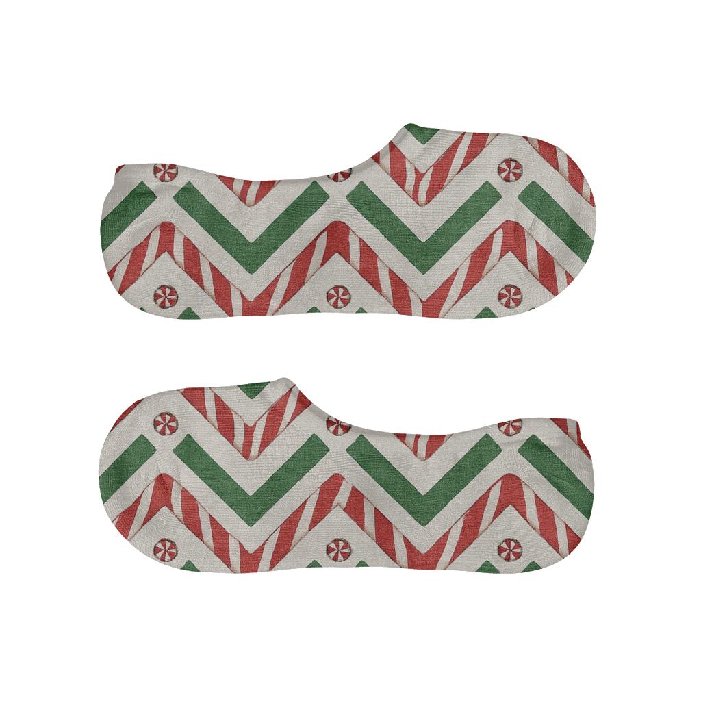Candy Cane Chevron On Snow White Field low cut no-show socks