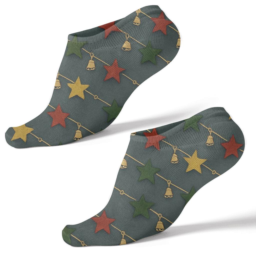 Star Garland Holiday Progression trendy patterned ankle socks