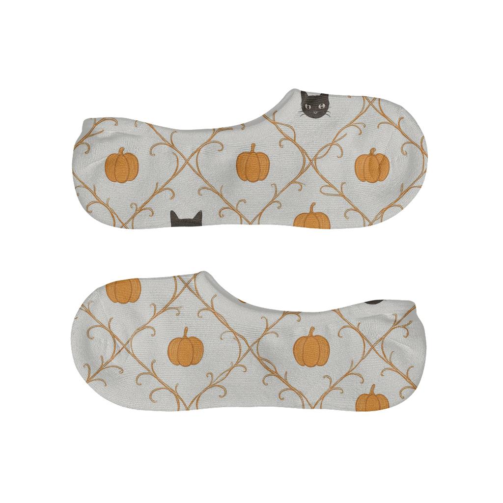 Pumpkin Vine Lattice On White Background breathable no-show socks