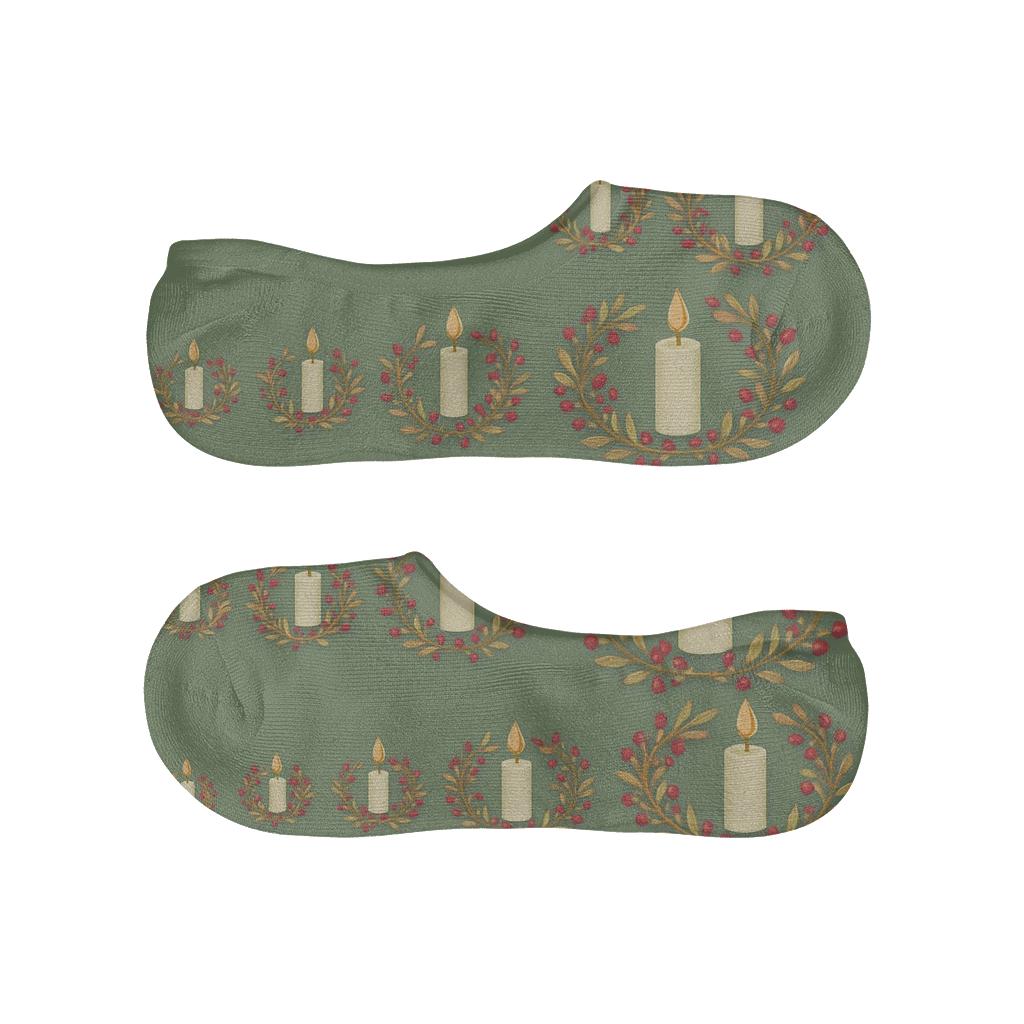 Holiday Candle Wreath Progression anti-slip no-show socks
