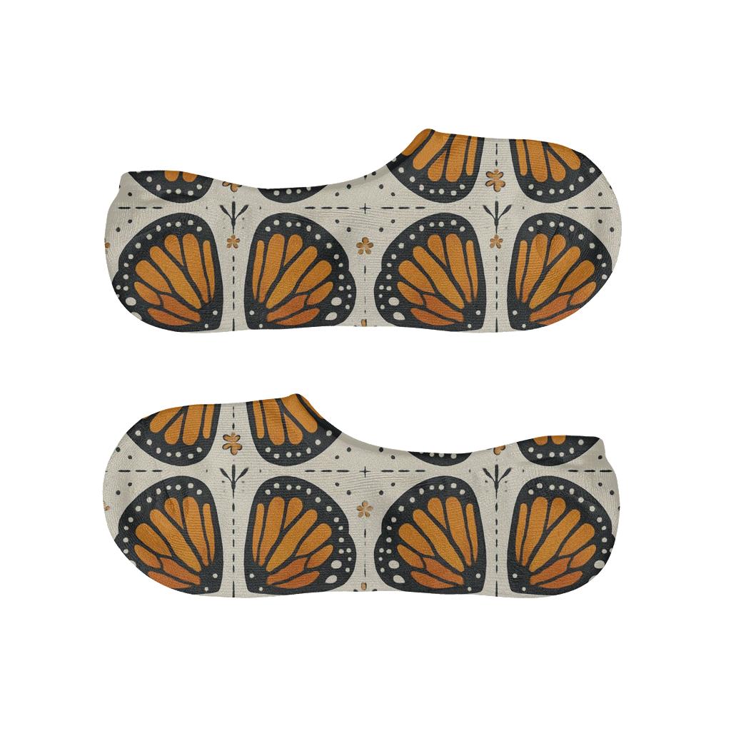 Monarch Wing Grid On Ivory Field breathable no-show socks
