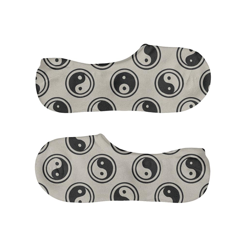 Taijitu Grid On Ivory Field low cut no-show socks