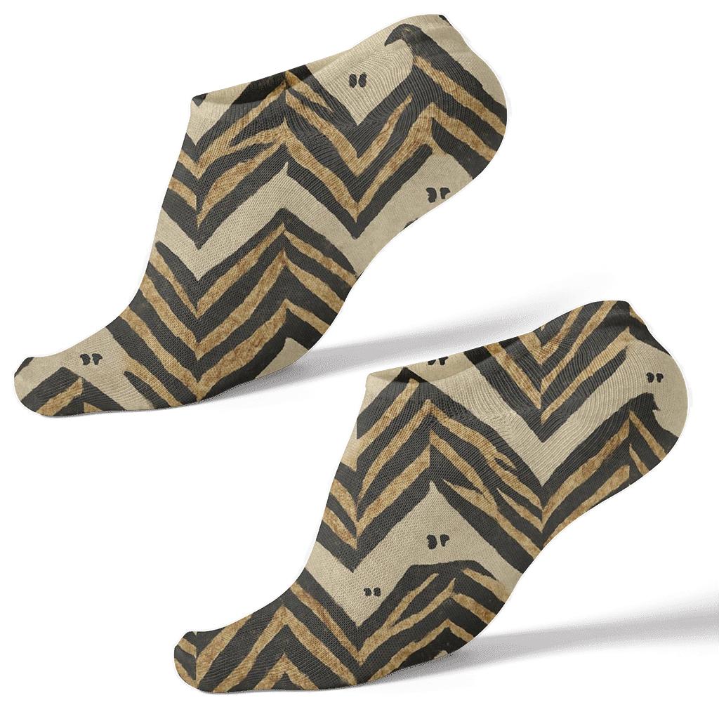 Ivory Safari Chevron Grid soft everyday ankle socks