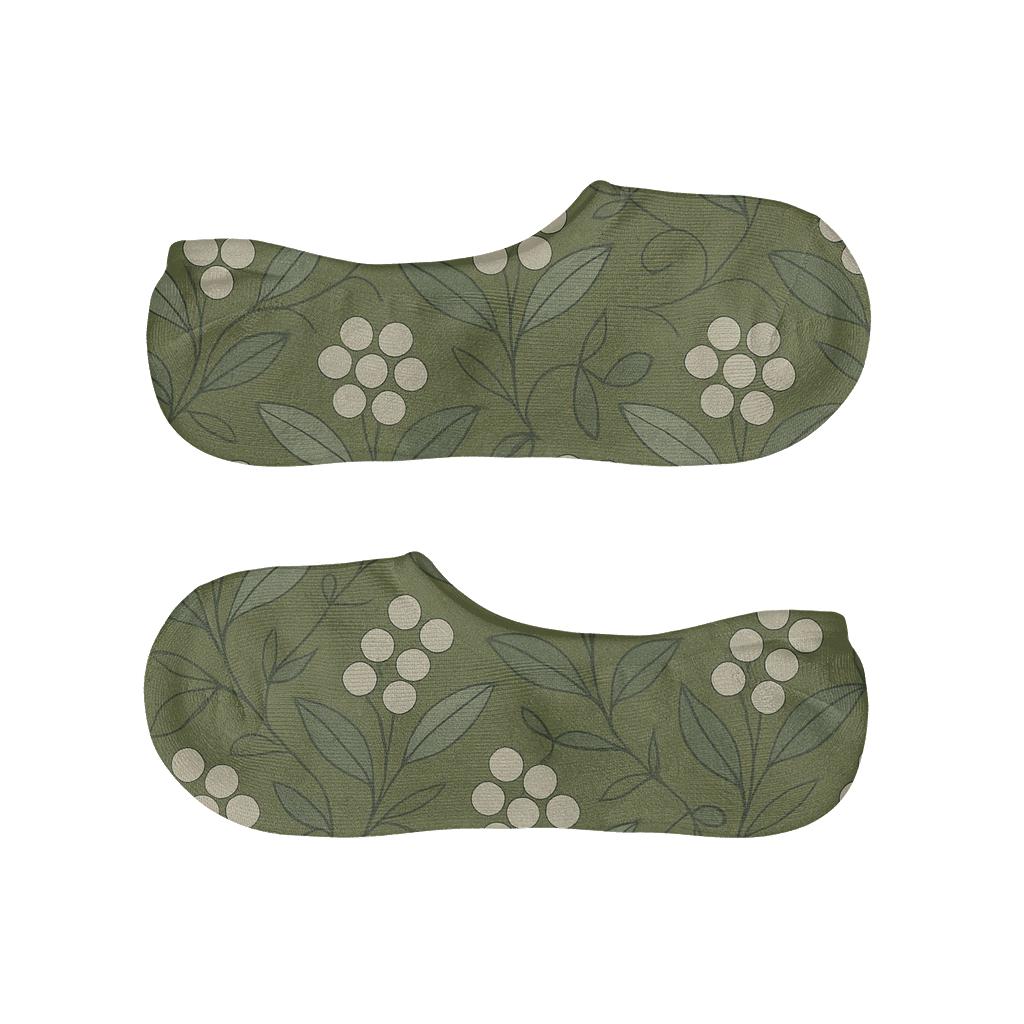 Clustered Berry Lattice With Mistletoe Accents breathable seamless no-show sockscustom no-show socks