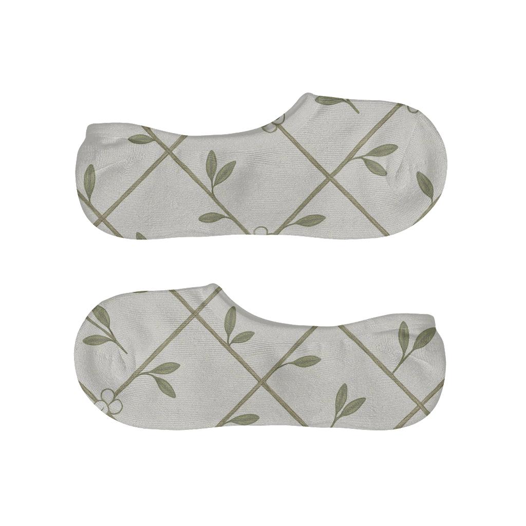 Snow Dusted Berry Lattice Mistletoe personalized no-show socks