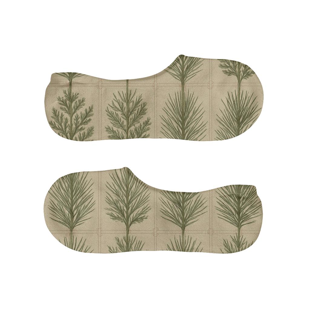 Winter Bough Lattice Evergreen Branches Edition comfortable low-cut socks