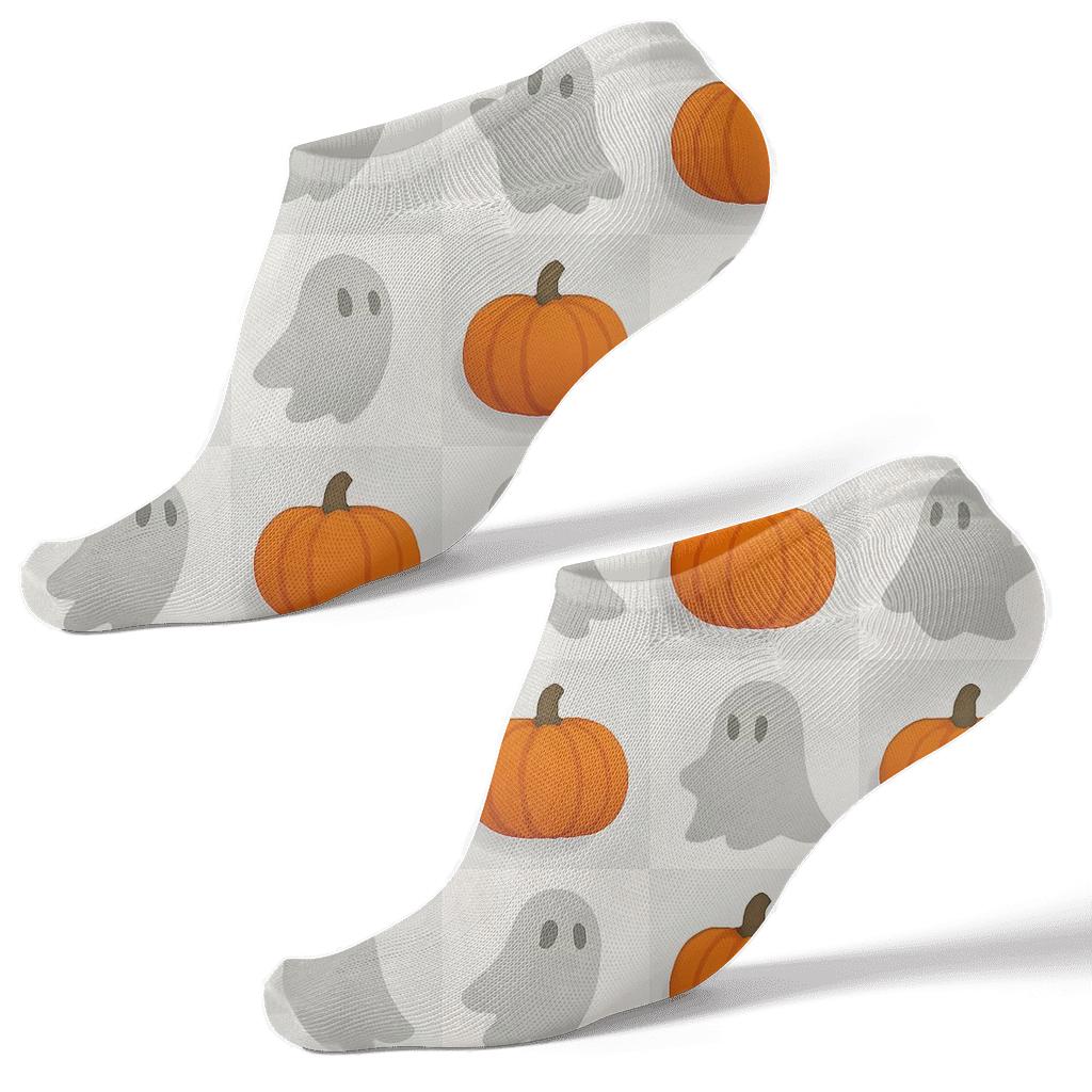 Ghost Silhouette Checkerboard With Orange Pumpkins On White Background trendy patterned ankle socks