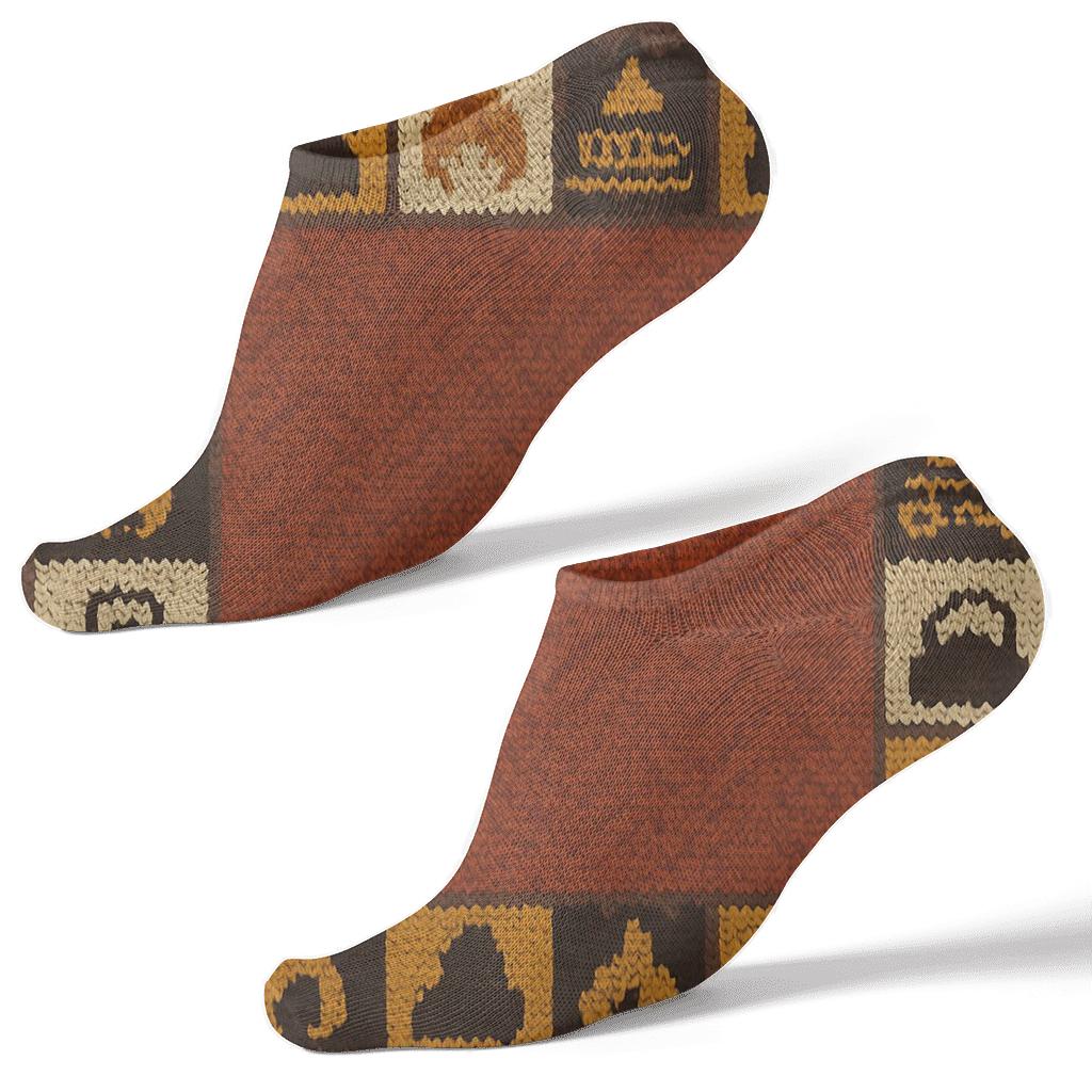 Hearth Tile Meadow Border Pattern Heart Edition soft everyday ankle socks