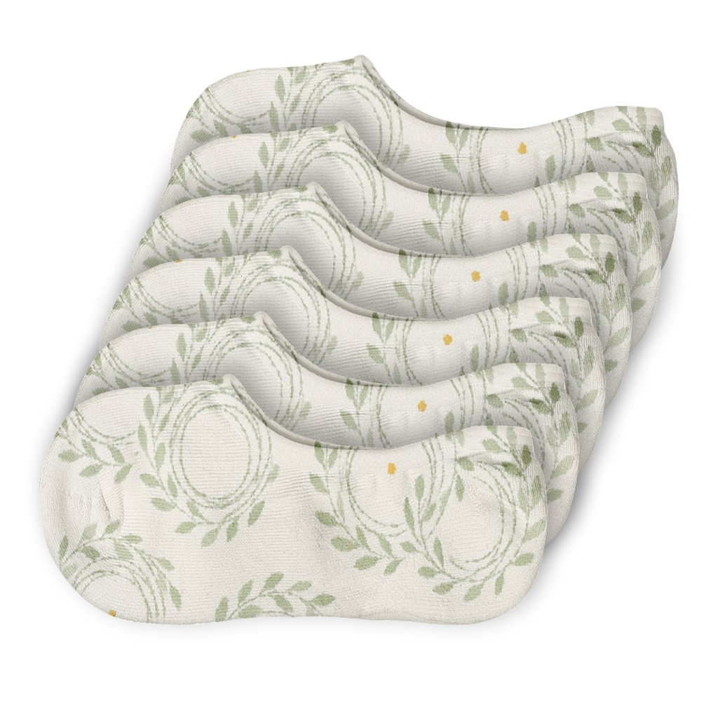 Eucalyptus-Wreath Concentric Echo On Ivory soft cotton no-show socks