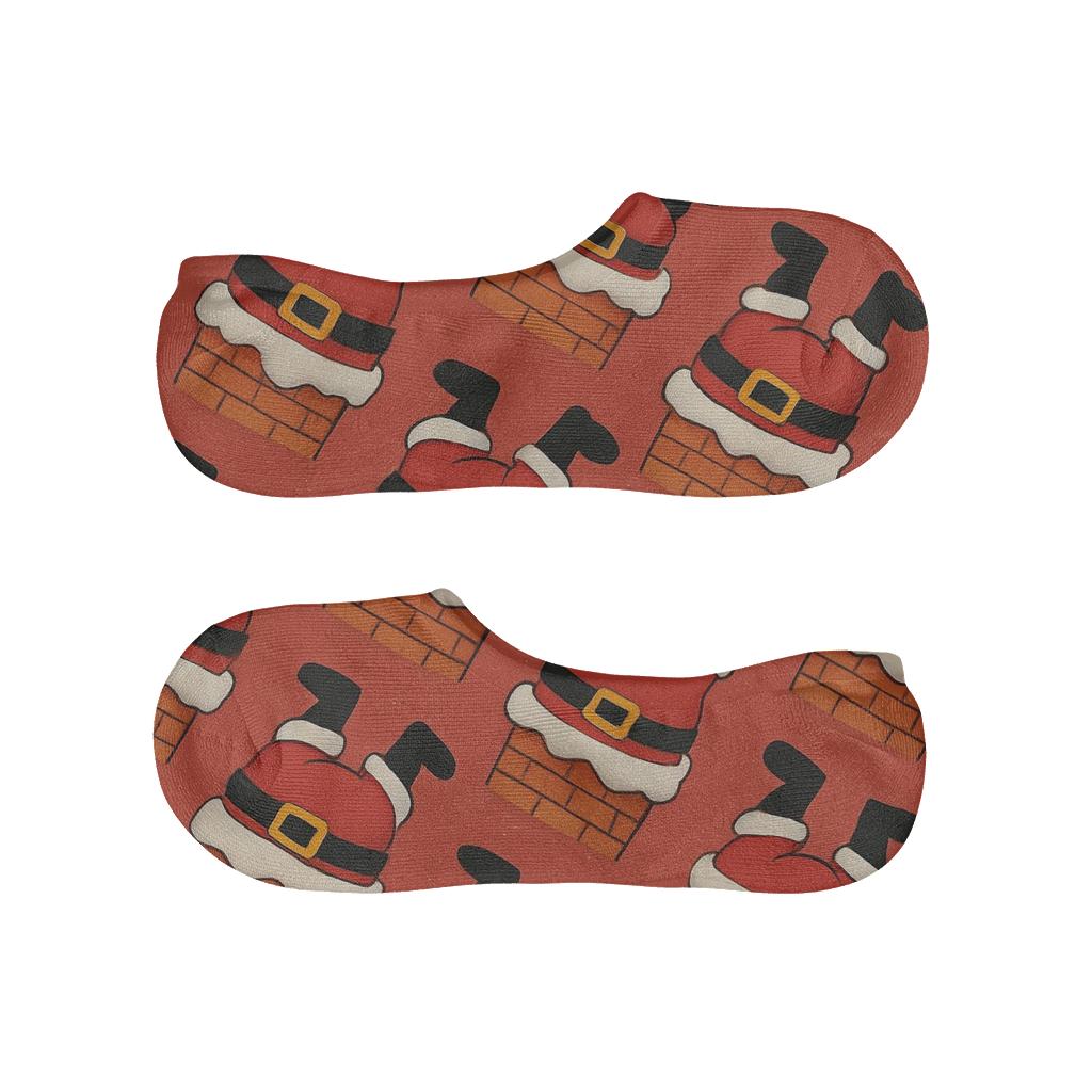 Crimson Chimney Pattern With Santa Stuck Moments breathable no-show socks