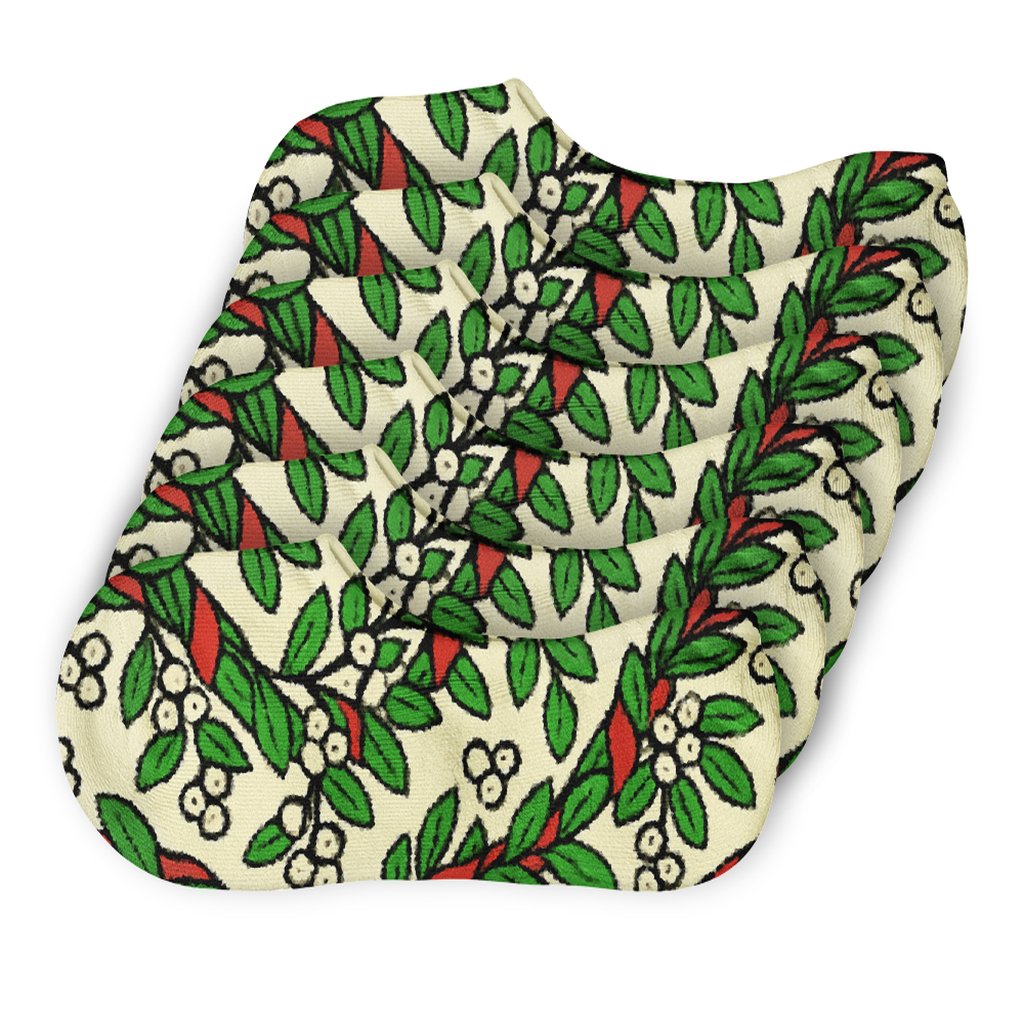 Ribboned Garland With Mistletoe Echo Pattern trendy no-show sock styles